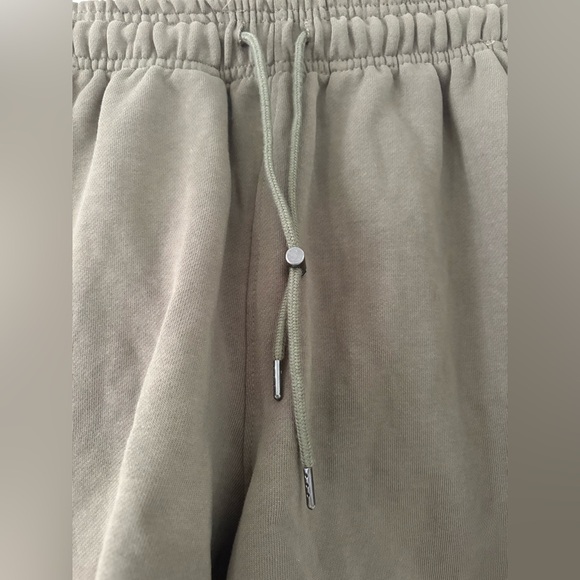 NWT THE BASE | Olive Green Sweatpant shorts drawstring 100% cotton - Picture 3 of 7